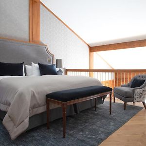 Superior Duplex Suite
